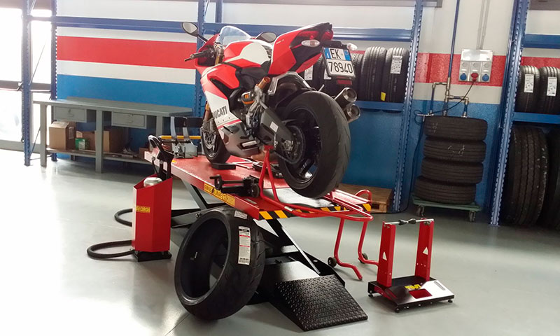 Cambio gomme Scooter e Ciclomotore